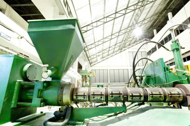 Como os plásticos são produzidos - O guia explicativo completo 2020 ...